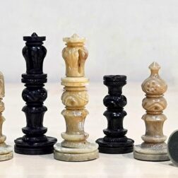 Stone Chess Pieces Chessmen Chess Coins (3