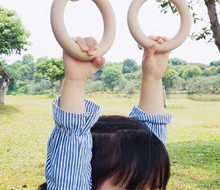 Kids Gymnastics Rings Wooden Gym Play Set with Adjustable Straps - Image 5