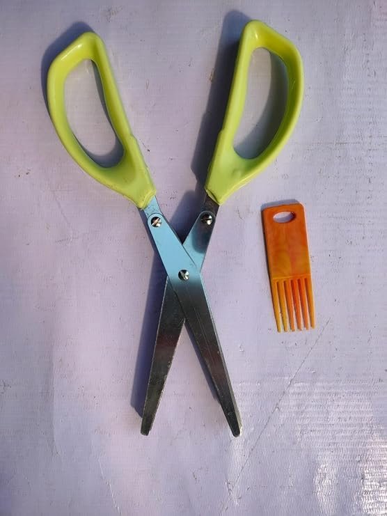 Kitchen Scissors with 5-Layer Stainless Steel Blades for Herbs and Spices - Image 5