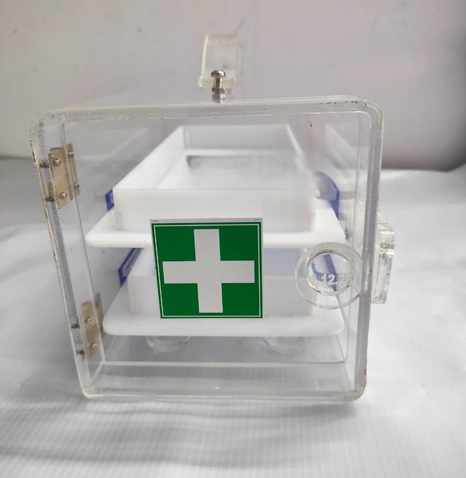 Formalin Chamber Premium Quality with 5 mm Thick Material (with 2 Trays) (21 INCH) - Image 3