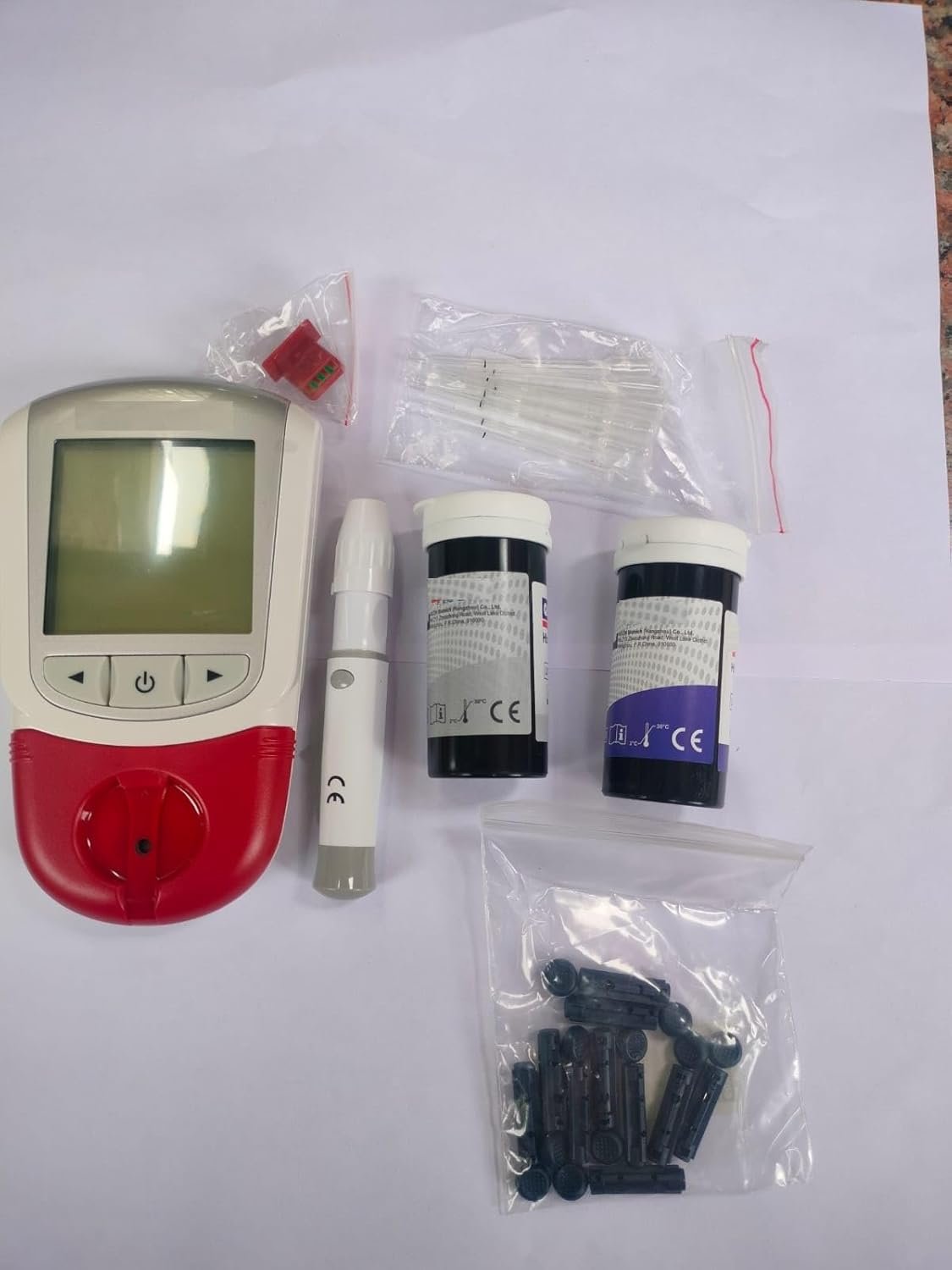 Hemoglobin Meter Device with 60 Test Strips, Blood Testing Kit (without battery) - Image 3