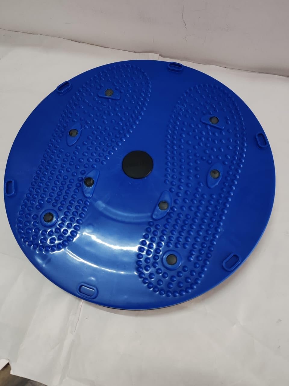 Mat Acupressure Twister Big Disc Pyramid & Magnetic Treatment Therapy (Multicolor) S - Image 4