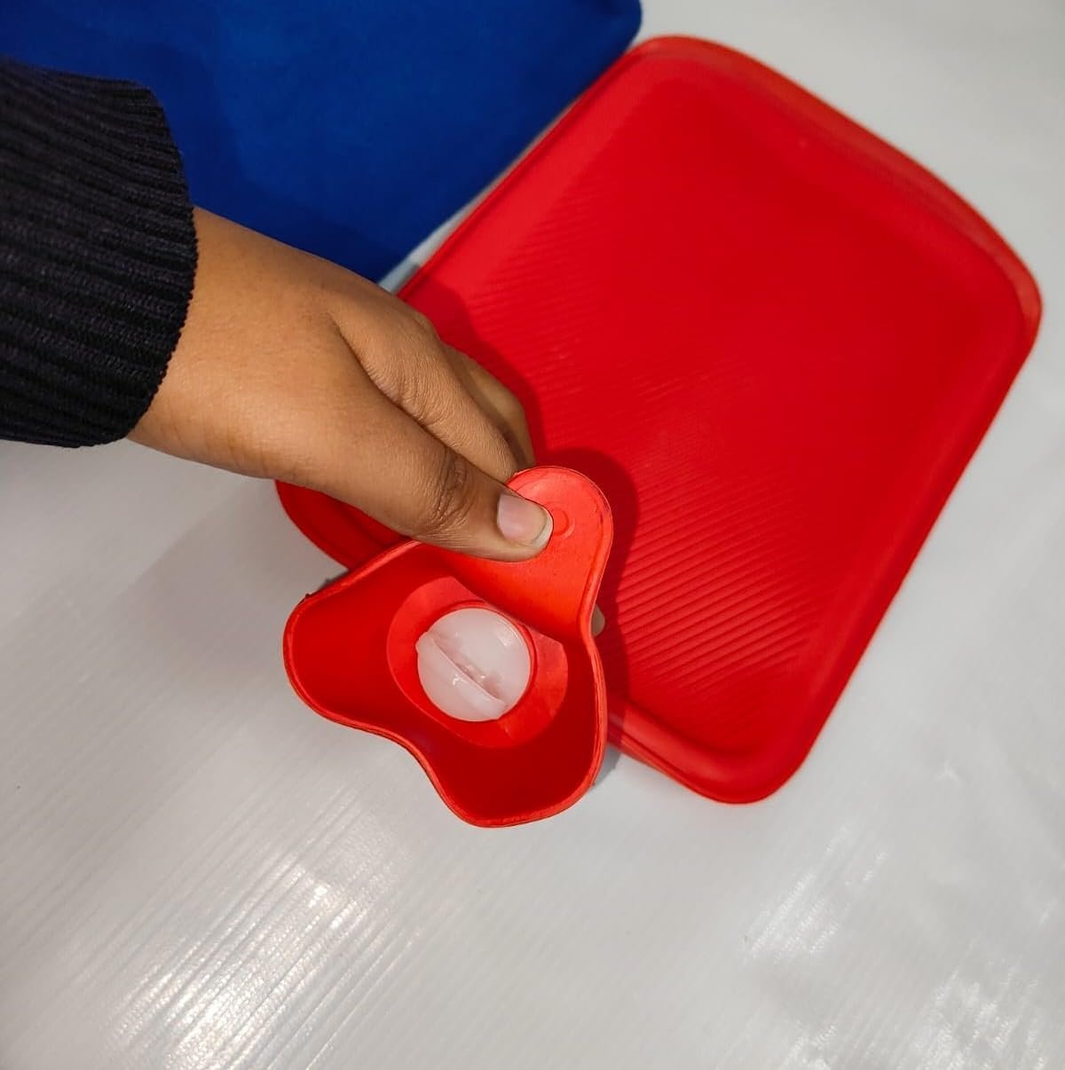 Hot Water Bottle with Cover Leak Proof Durable (Capacity - 2 LTR) - Image 4