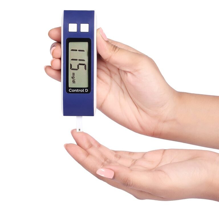 Control D Blue Glucometer Combo with 25 Strips - Image 3